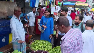 বাজারগুলোতে কমেছে সবজির দাম